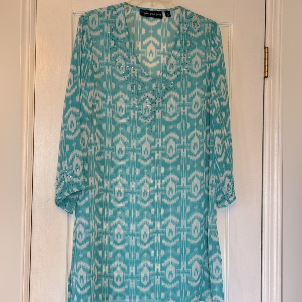 Susan‎ Graver Aqua and White Patterned Swim Coverup